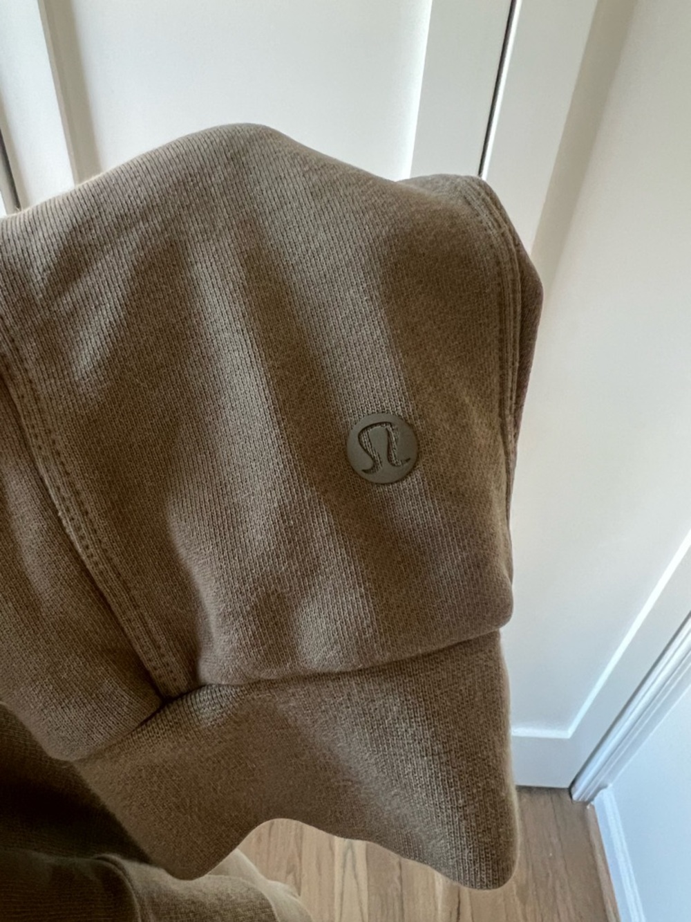 Lululemon Men’s Quarter Zip Pullover - Picture 2 of 2